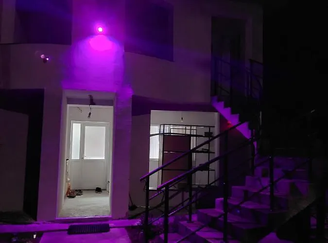 3m 게스트하우스 Două Mai