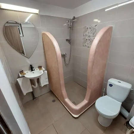 Gasthuis 3m Două Mai