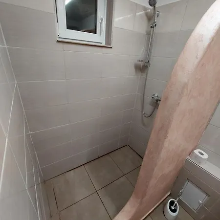 3m Gasthuis Două Mai