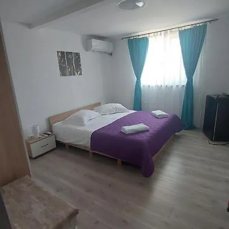 3m Două Mai
